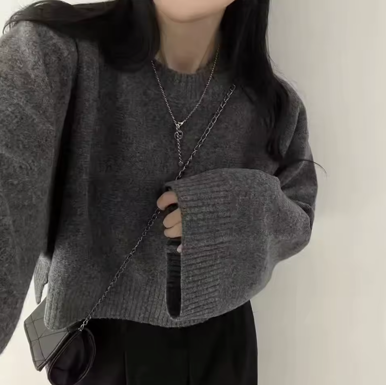 Loose long sleeved sweater