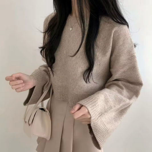 Loose long sleeved sweater